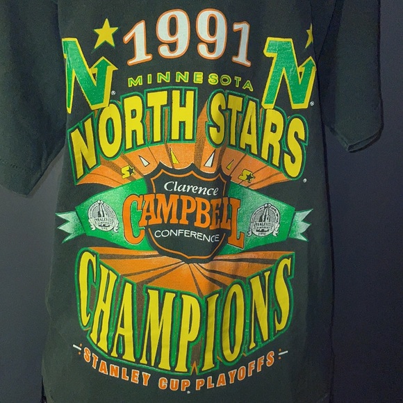 Vintage collectible 1991 Minnesota NORTH STARS T-shirt.  size small. - Picture 3 of 4